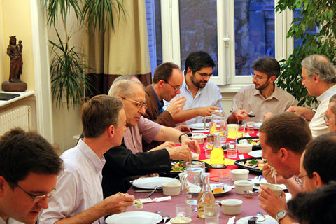 Dîner avec le Père Général Nicolás Dîner avec le Père Général Nicolás