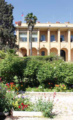 consul_general_France