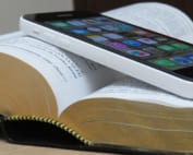 numérique bible téléphone