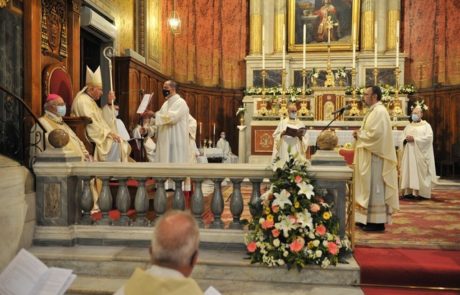 1. Ordination épiscopale - Mgr Théodore Kodidis- crédits - Léonardos Bambakaris