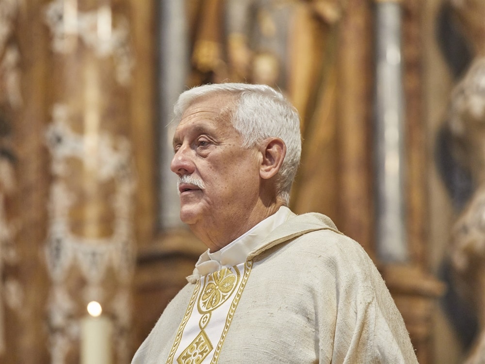 P; Arturo Sosa lors de la consécration renouvelée au Coeur Sacré de Jésus