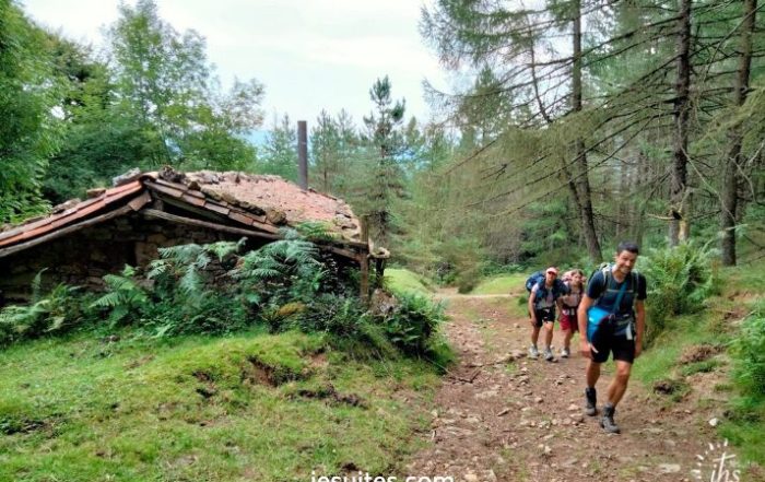 camino ignaciano - special jeunes - Therophile Desarmeaux jesuite