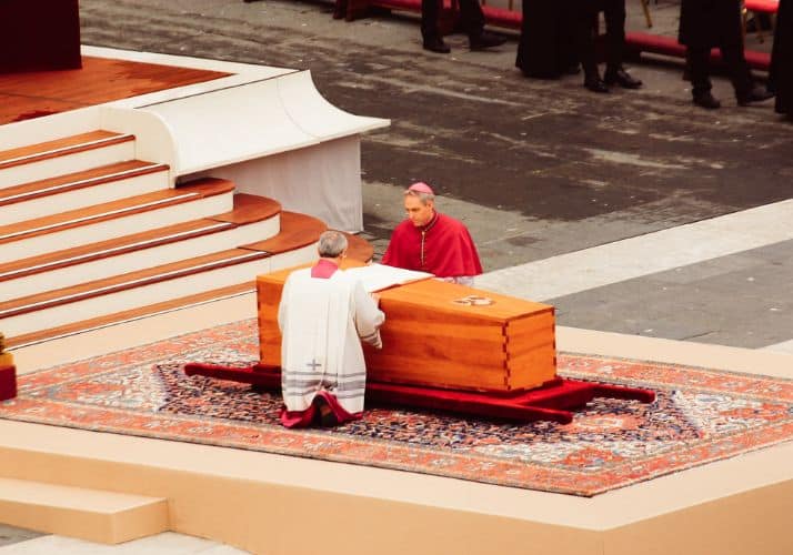 deces du pape benoit xvi 2