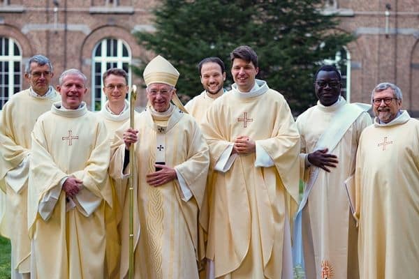 photo après ordination louis lorieux bruxelles