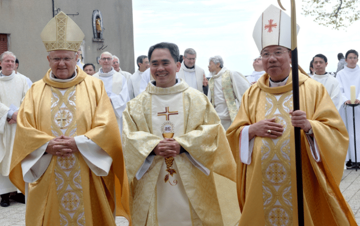 ordination presbytérale Vinh