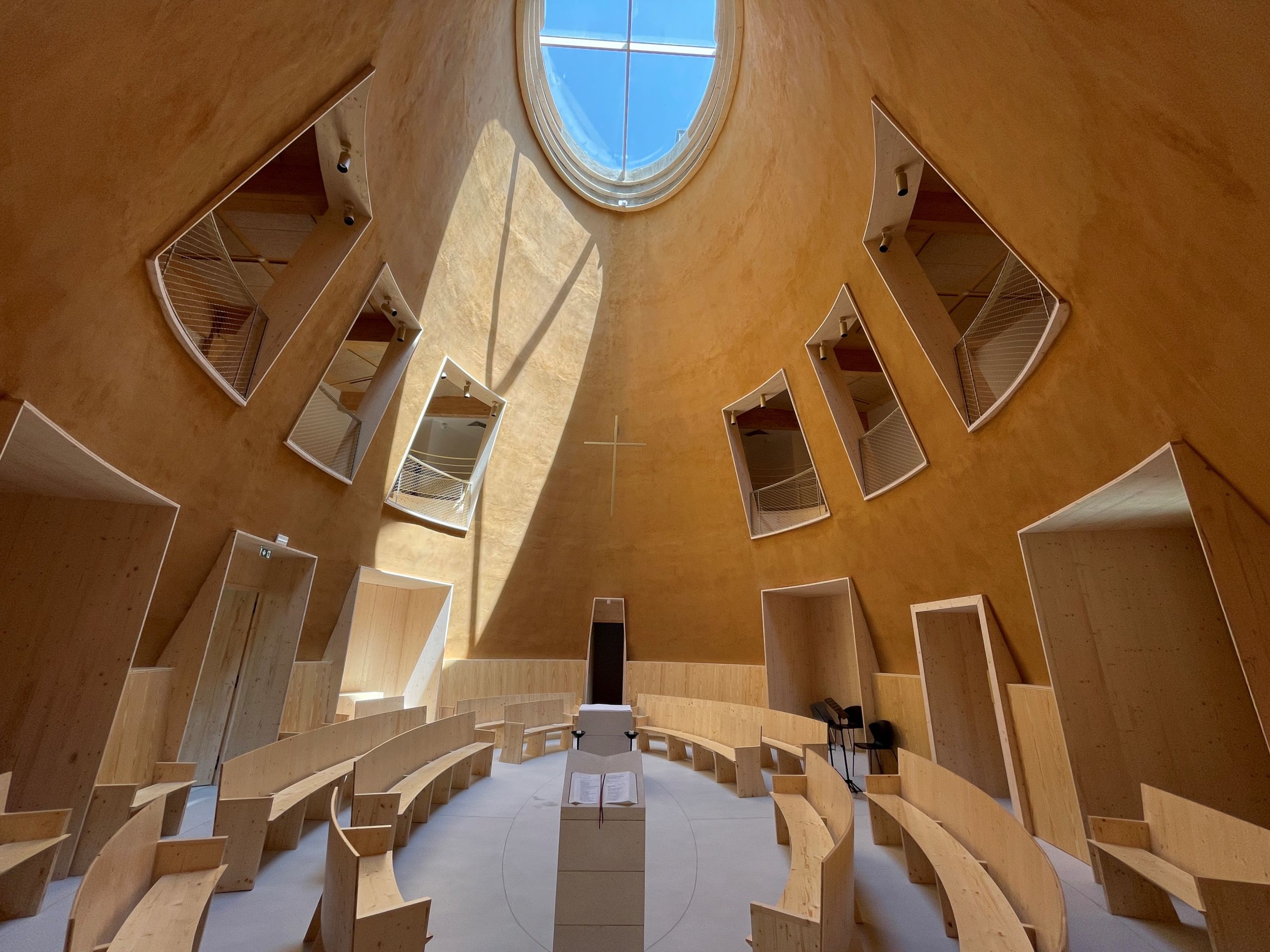 chapelle du centre teilhard de chardin