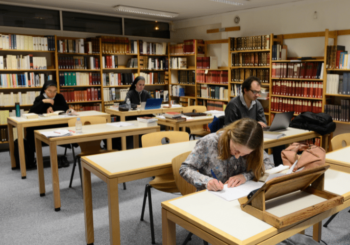 bibliothèque centre sèvres 2